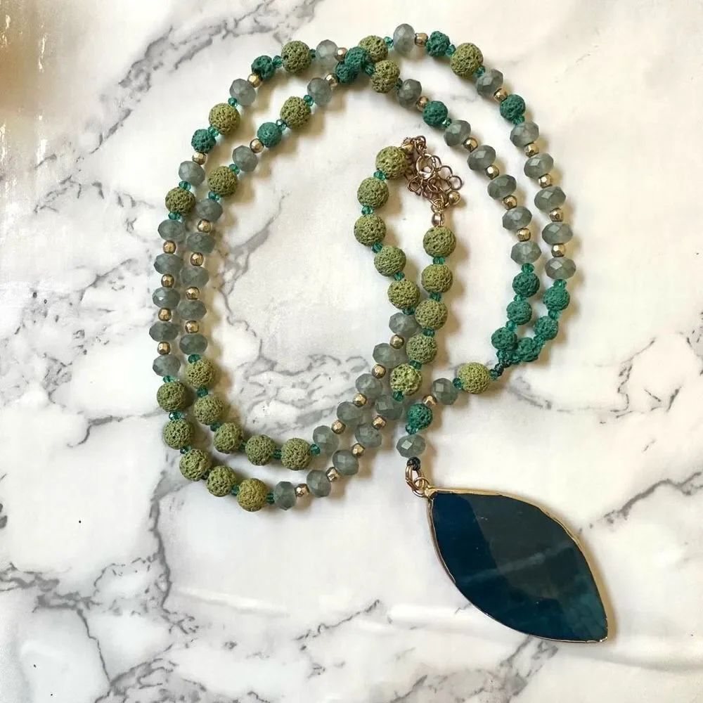 Green lava dyed agate long necklace